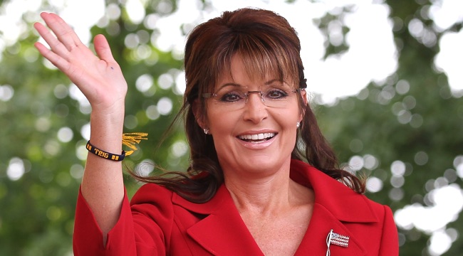 Sarah Palin Addresses Tea Party Rally In New Hampshire On Labor Day