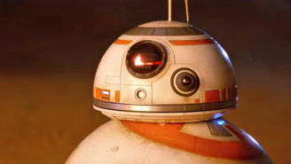 Sweet mercy, it’s full of NEW FOOTAGE! ‘Star Wars The Force Awakens’ international trailer