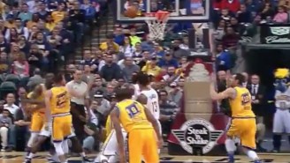 Steph Curry Finds Andrew Bogut On A Pair Of Alley-Oops In A Dominant Dubs First Quarter