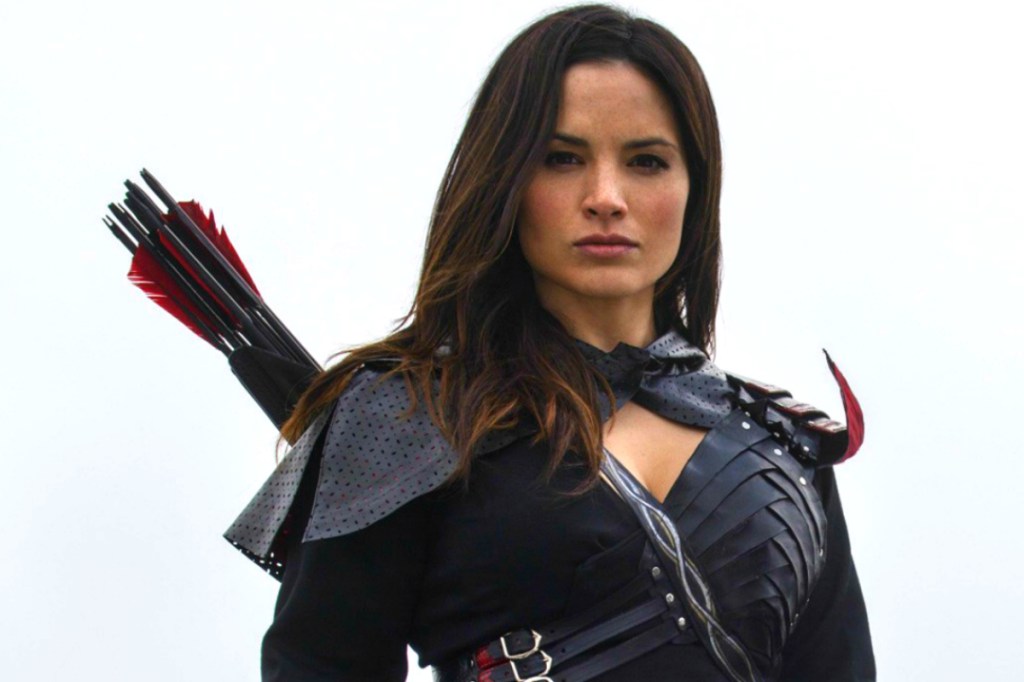 Arrows Katrina Law Dishes On Lgbt Shipping Nyssa And Legends Of