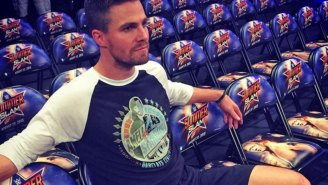 Stephen Amell of ‘Arrow’ has a request for fans (and he’s not above using terrible puns)