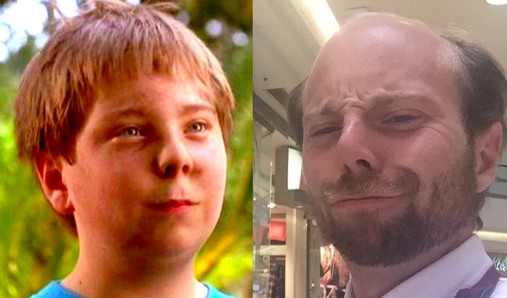 Beans From 'Even Stevens' Now Works As Santa's Helper In Mall