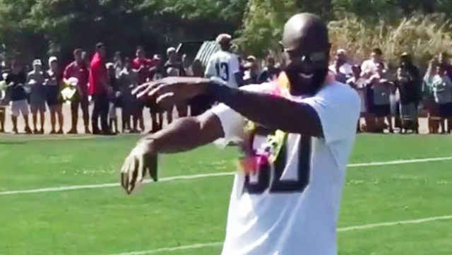 Odell Beckham Jr.'s one-handed catch astonishes Jerry Rice at Pro