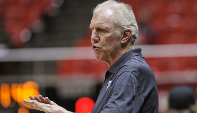 Bill Walton was at the Grateful Dead New Year's Eve show wearing robes and  a beard and waving a lightsaber 