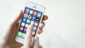 How Can You Remove Default Apps From Your iPhone?