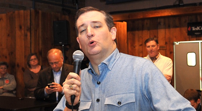 GOP Presidential Candidate Ted Cruz Campaigns In Iowa