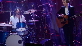 Watch Beck And The Surviving Members of Nirvana Cover David Bowie