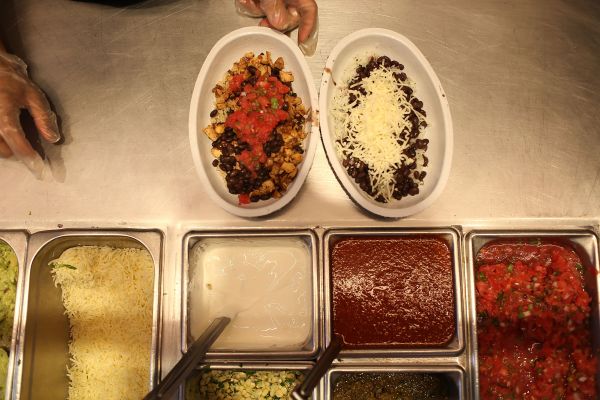 Chipotle Becomes First Non-GMO US Restaurant Chain