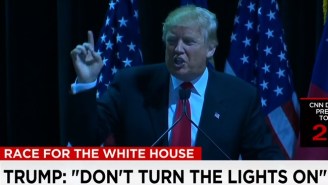 After The Lights Went Out At A Donald Trump Rally, He Led The Crowd In A Weird Chant