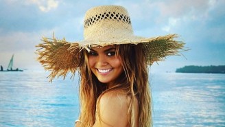 Chrissy Teigen Just Dropped The Perfect Response To People Shaming Her Bikini Body On Instagram