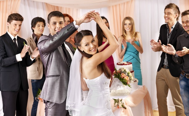 awkward wedding dancing