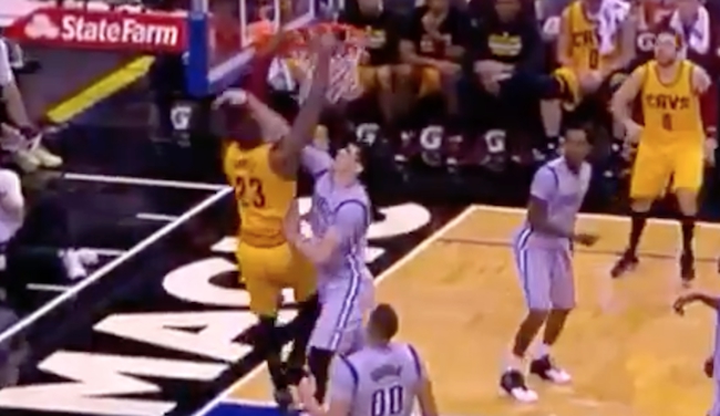 Lebron James Poster Dunk Shows How Dangerous He Is Setting Screens Lebron James Poster Dunk Shows How Dangerous He Is Setting Screens