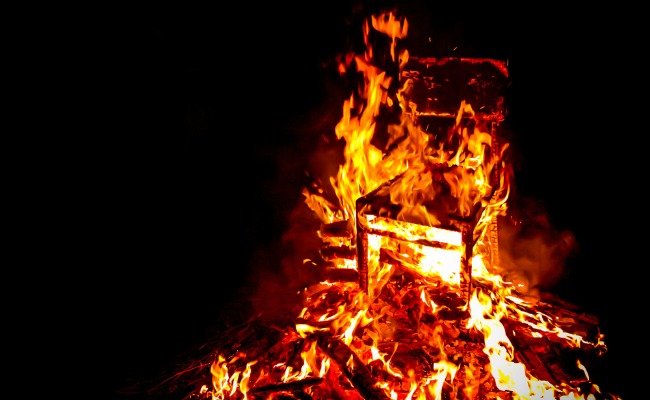 chair-on-fire