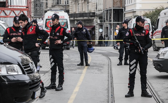 istanbul turkey suicide bomber bush shopping center