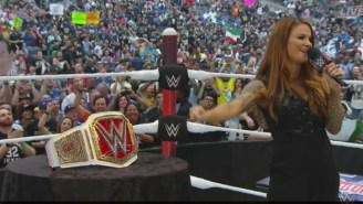 Watch Lita Unveil The Brand New WWE Women’s Championship Belt