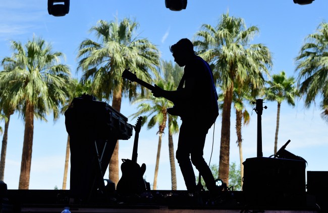 Best Coachella Photos 2016 - Tei-Shi