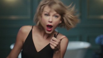 Taylor Swift Rocks Out To Jimmy Eat World In The New Apple Music Commercial