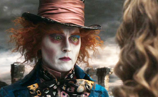 Johnny Depp Pranks Visitors At Disneyland As The Mad Hatter