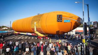 A Space Shuttle Fuel Tank Invaded The Streets Of L.A. And Caused Mass Selfie-Taking Hysteria