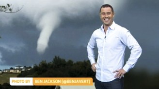 These New Zealand News Anchors Can’t Stop Laughing At This Cloud, For Some Reason