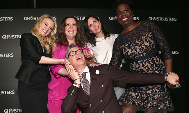 paul-feig-ghostbusters-cast.jpg Paul Feig Ghostbusters cast