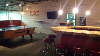 Recovering Addicts Can Party Alcohol-Free At This Sober Bar
