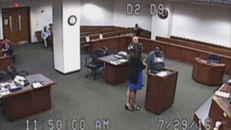 A Kentucky Judge Is Outraged When A Jail Sends A Woman To Court Without Pants