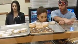 Ariana Grande Apparently Lost A White House Gig Thanks To That Donut Licking Scandal