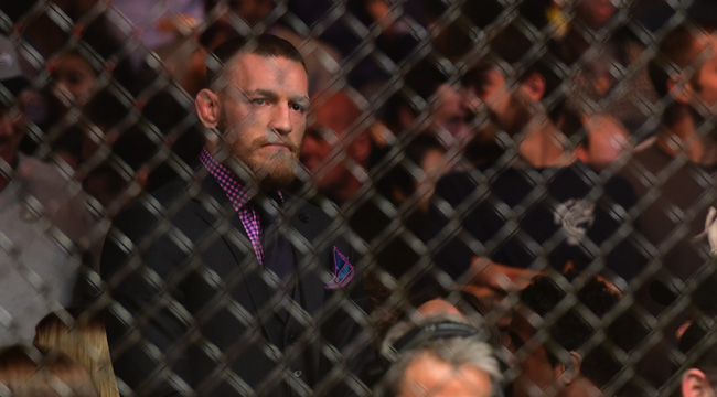 conor-mcgregor-stares-down-jose-aldo-frankie-edgar-2