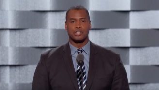Jason Collins Revealed That He Came Out To The Clintons Before Announcing His Sexuality To The World