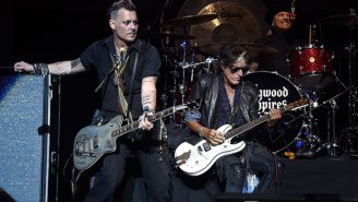 Joe Perry Is In Stable Condition After Collapsing During A Hollywood Vampires Show