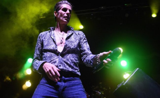 Perry-Farrell-630x420