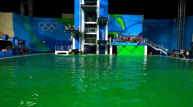 Rio diving pool