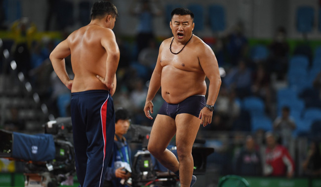 mongolia wrestling coaches