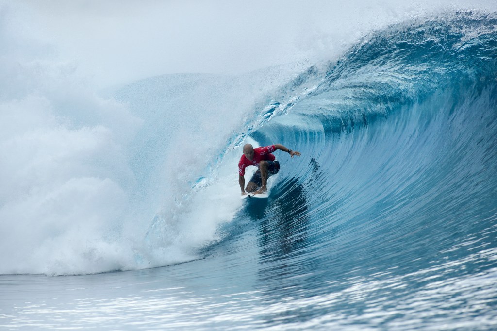 Watch 44-Year-Old Kelly Slater Score A Perfect Heat In Tahiti