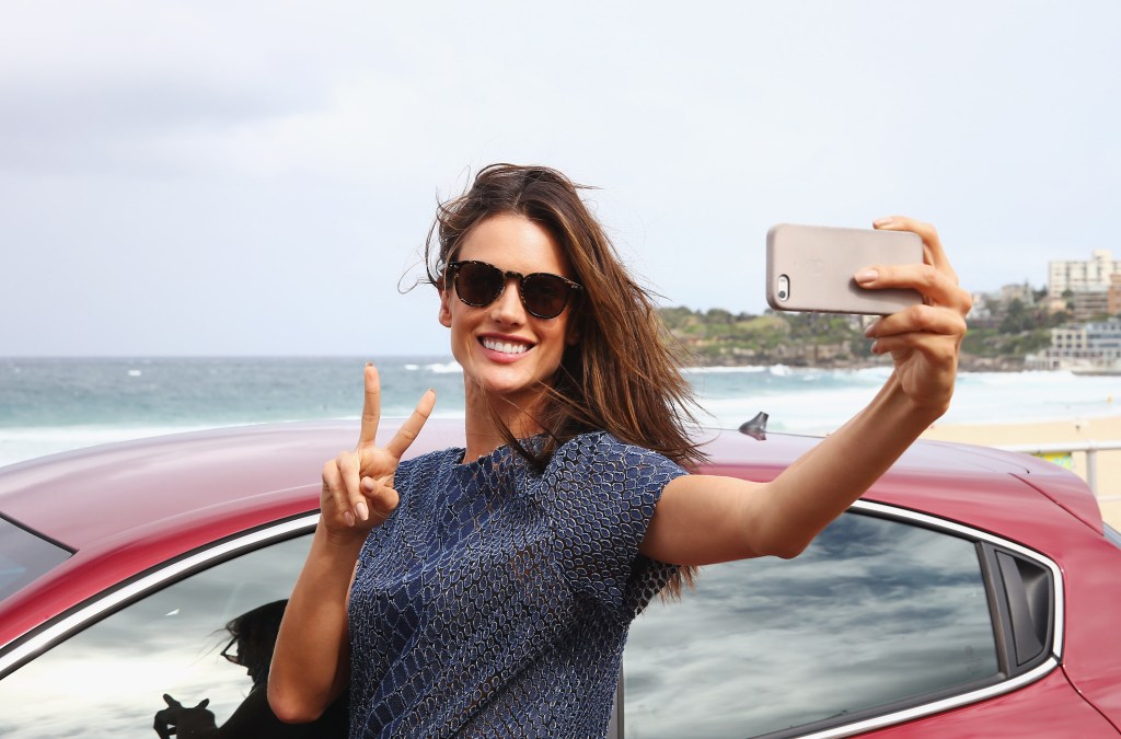 Bumble Will Start Using Selfies To Verify Your Identity