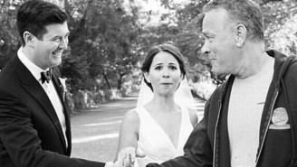 Tom Hanks Helped Give This Newly Married Couple Wedding Photos They’ll Never Forget