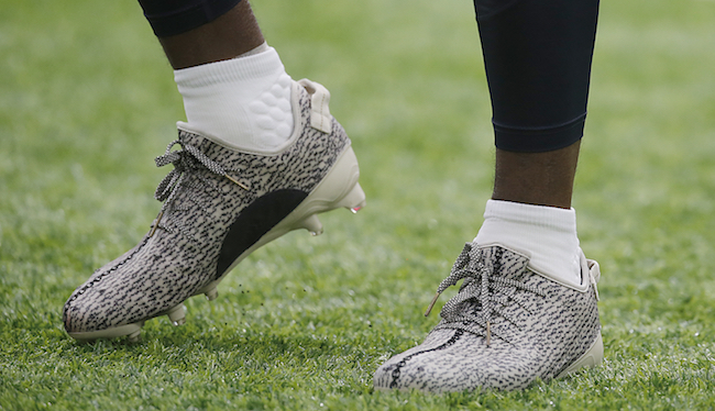 Bills cleats bring the heat on the feet