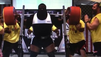 This Large Man Squatting More Than 1,000 Pounds Will Make You Appreciate Your Knees More