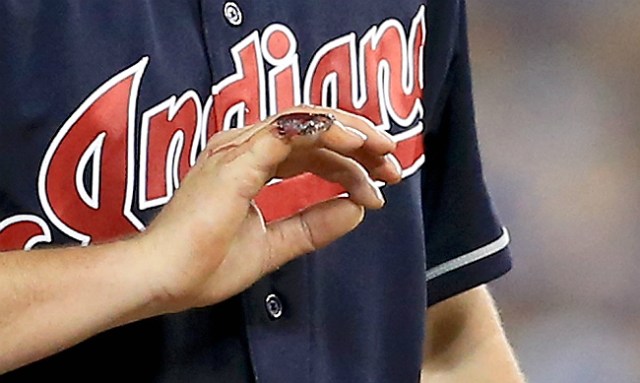 Outside The Confines: Just sign already, Trevor Bauer - Bleed Cubbie Blue