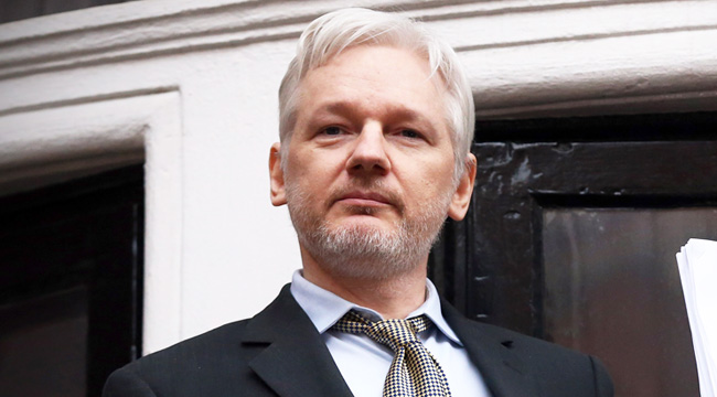 Julian Assange Beard Comparisons Are Running Amuck After His Arrest