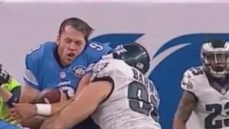 This Picture Of Matthew Stafford Getting Tackled Without A Helmet Should Be Put On Mount Rushmore