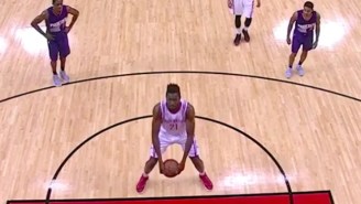 Houston Rockets Rookie Chinanu Onuaku Made His First NBA Free Throws Underhanded