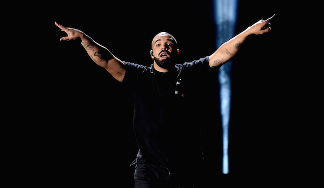 Drake Denies Telling Muslim Women To Remove Their Hijab