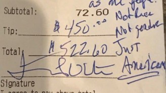 Trump Supporter Leaves An African American Waitress $450 Tip To Promote Unity