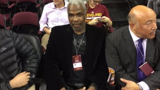 The Cavaliers Trolled The Knicks By Inviting Charles Oakley To Sit Courtside