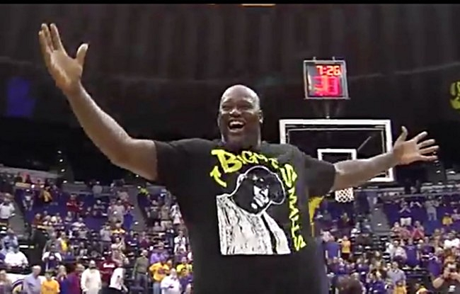 Shaq Casually Drained A Three At An LSU Game And Everyone Went Crazy