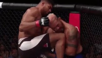 Watch Alistair Overeem Flatten Mark Hunt With A Knee From Hell At UFC 209