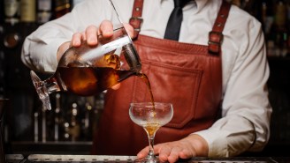 Bartenders Say These Are The Drinks Everyone Should Know How To Make