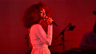 Solange Wins The ‘Artist Of The Year’ Webby Award For ‘Promoting Community And Diversity’
